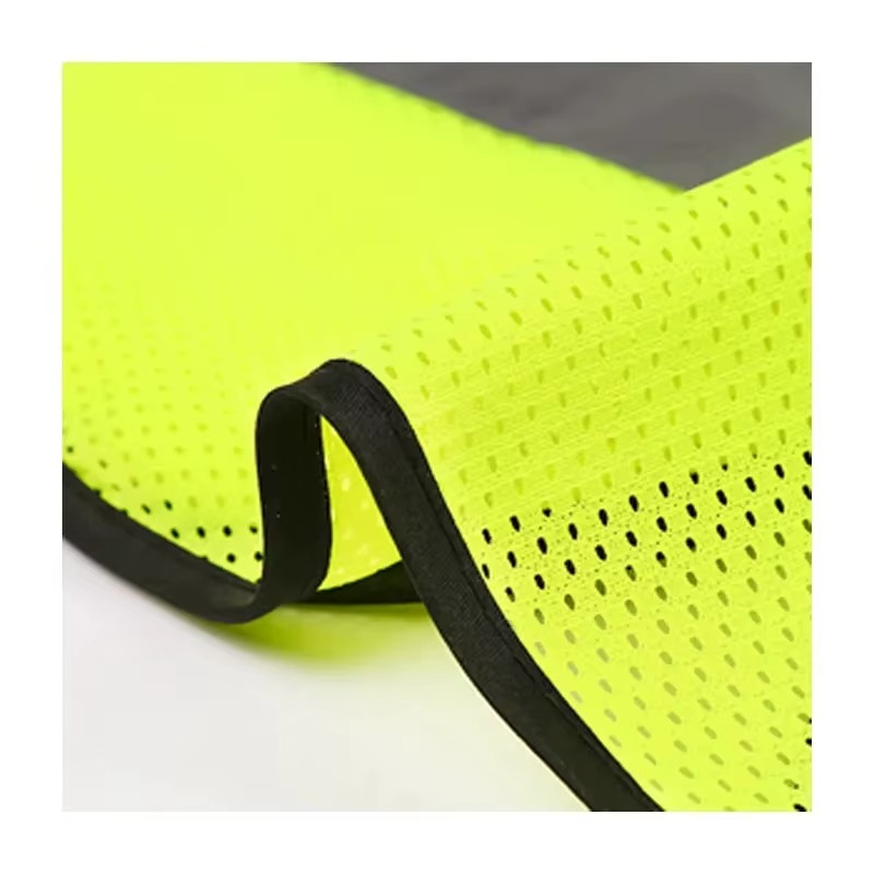 Gilet de sécurité reflux en maille haute visibilité multi-poches fermeture zippée 100% polyester respirante