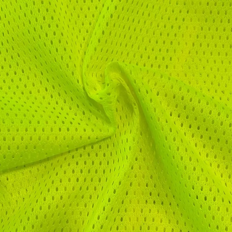Gilet de sécurité reflux en maille haute visibilité multi-poches fermeture zippée 100% polyester respirante